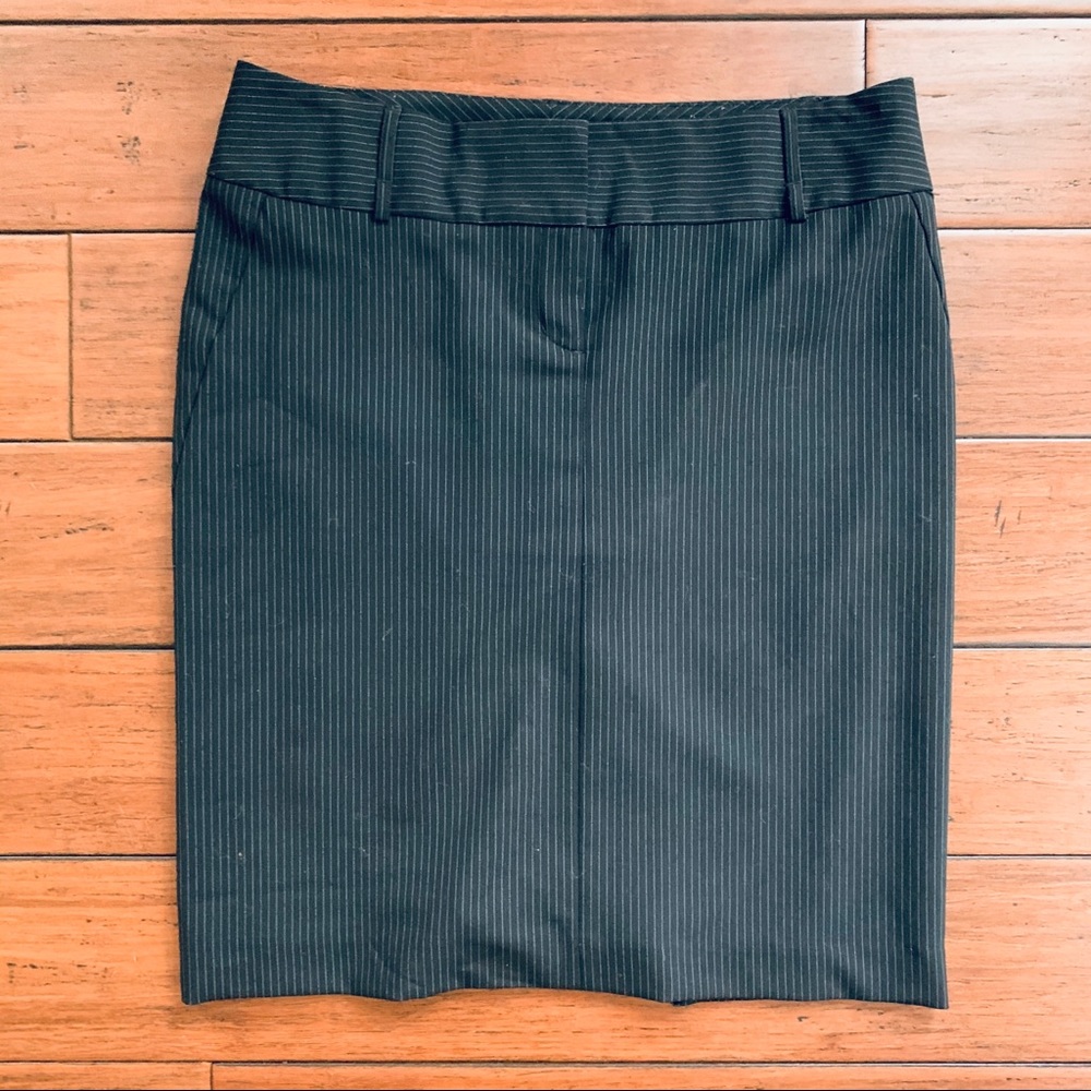 Express black pinstripe pencil skirt size 8